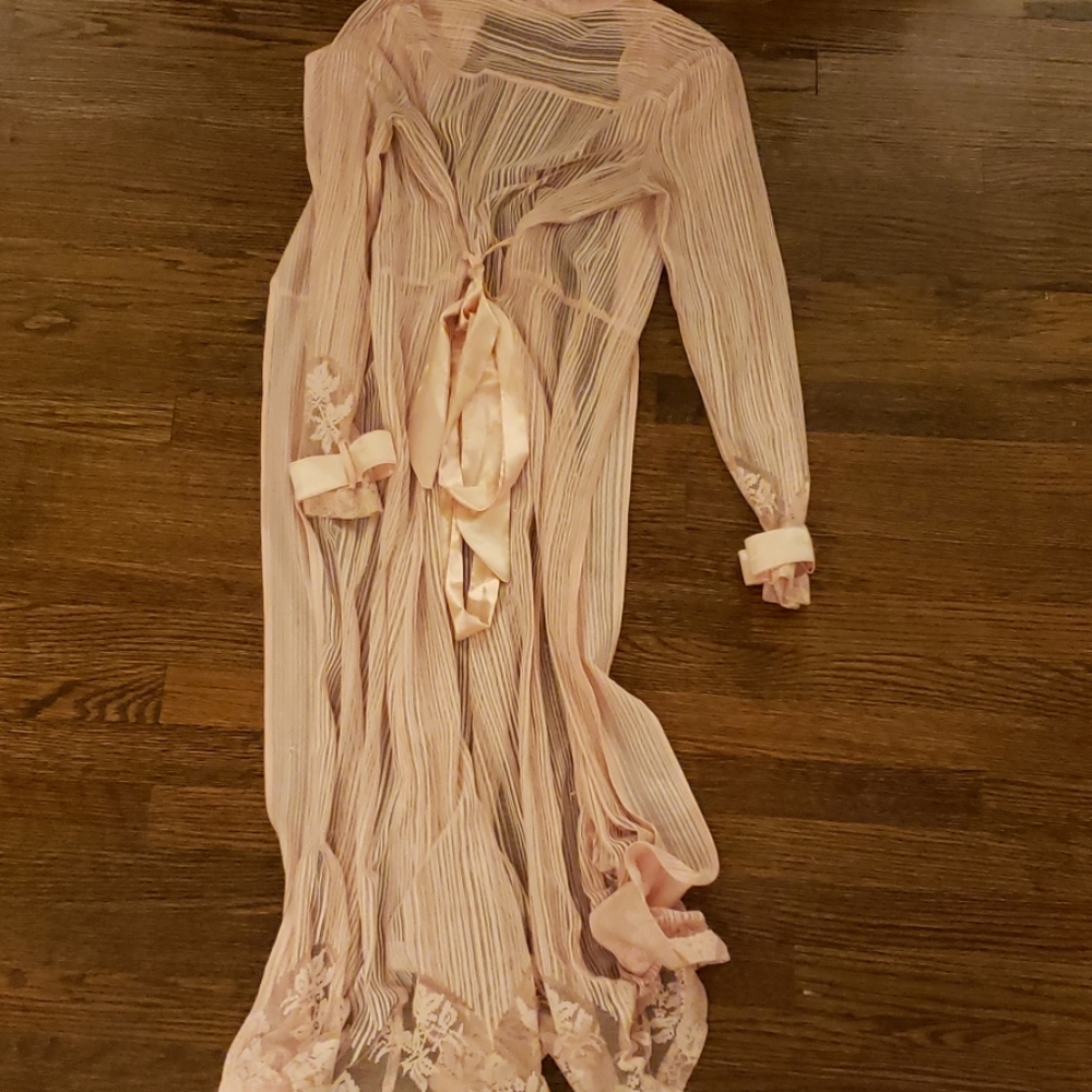🥳 Lace duster 🥳 - Picture 4 of 6